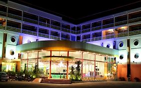 Bella Express Pattaya Hotel 3*